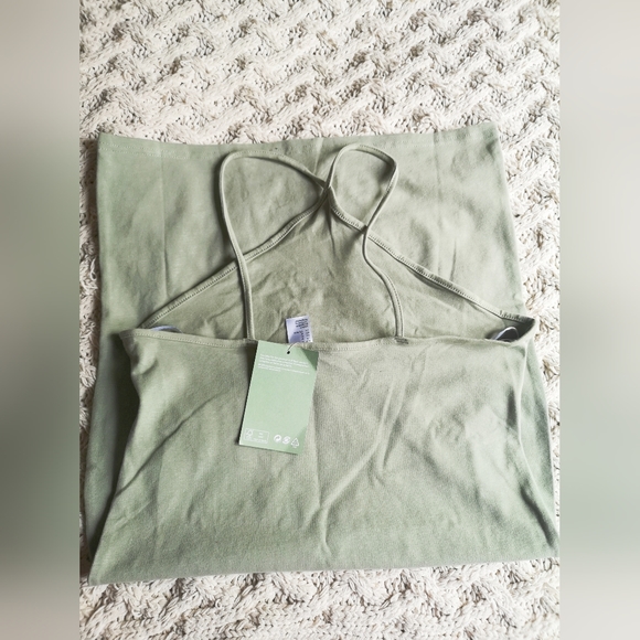 H&M Dress - Picture 2 of 2